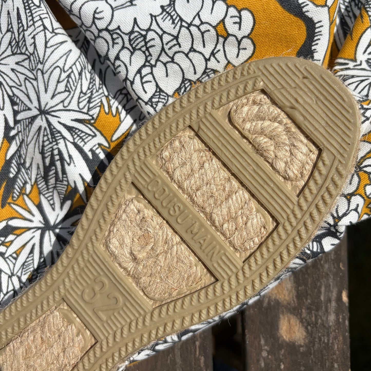 Bolso flores amarillas