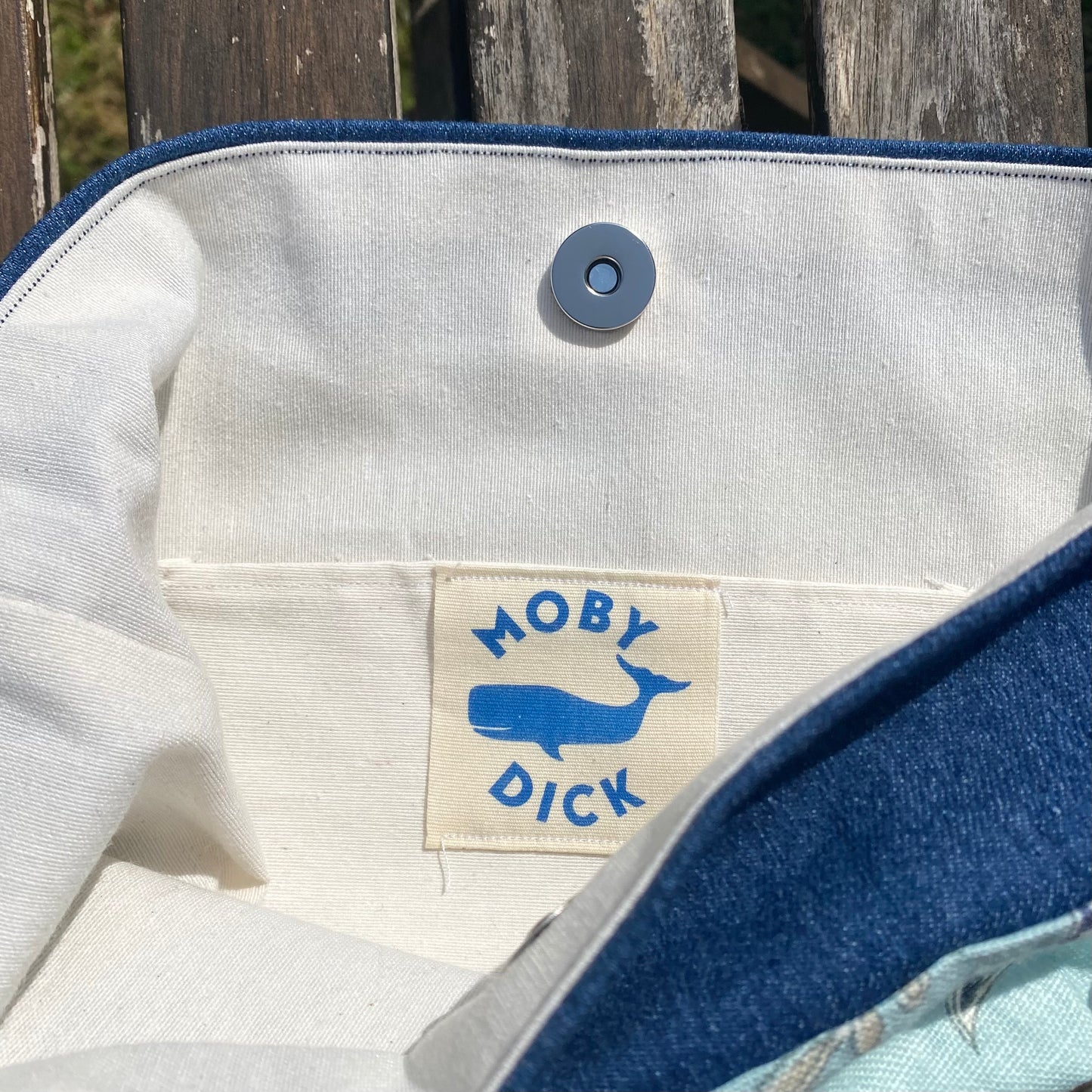 Bolso estampado azul con asa de cuero (Ed. Limitada)